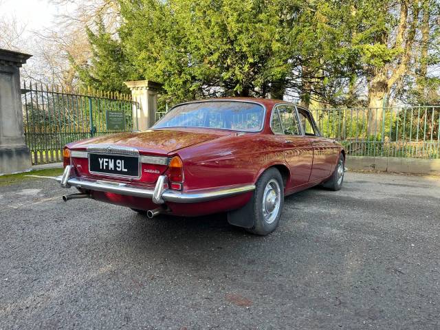 1972 Daimler Double Six 5.3 DOUBLE SIX AUTO