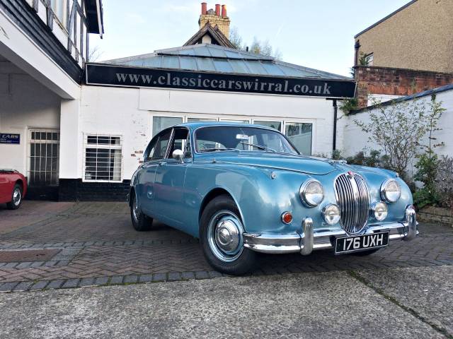 1961 Jaguar MK II 2.4/240
