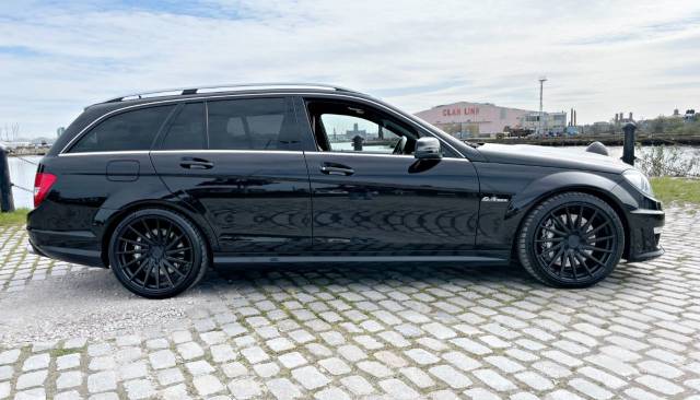 2012 Mercedes-Benz C Class 6.2 C63 5dr Auto 457 bhp ## AWESOME