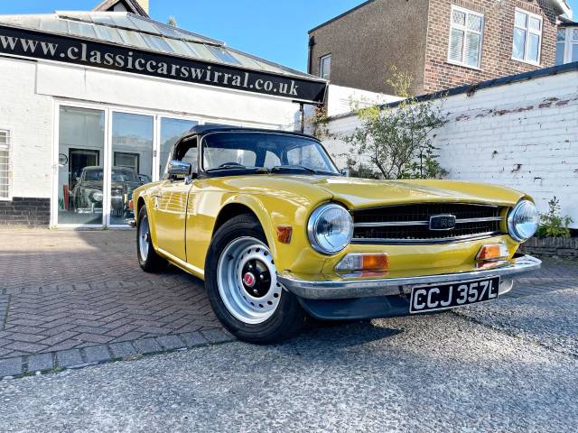 Triumph TR6 2.5 TR6. SORRY NOW SOLD Convertible Petrol Yellow